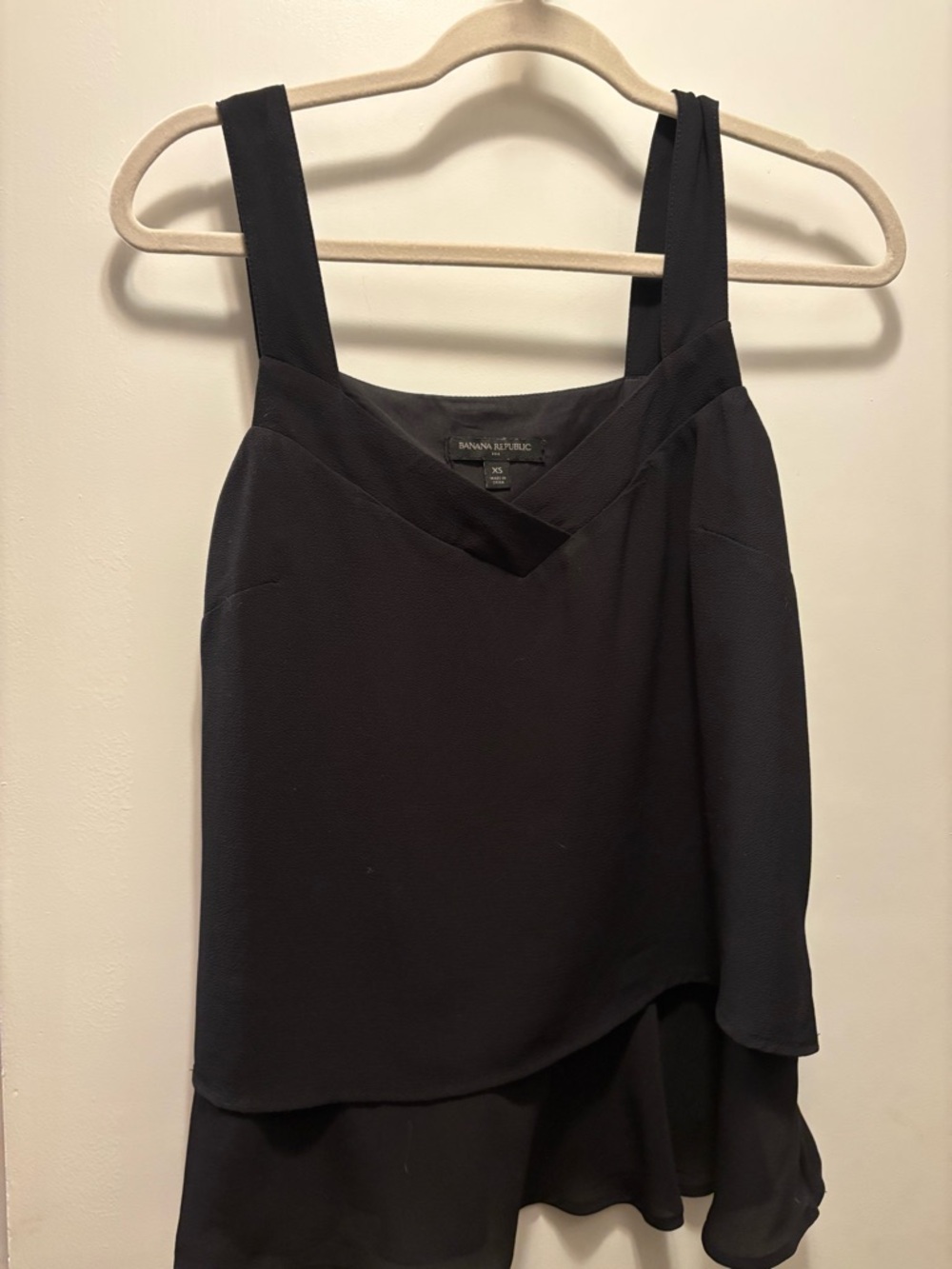 Banana Republic Black Double-Layer V-Neck Camisole